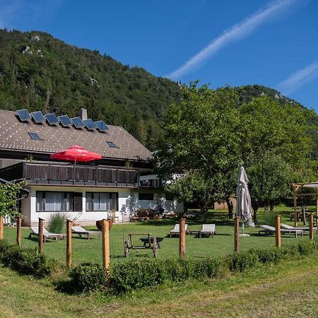 Rooms Malina Blejska Dobrava Kültér fotó