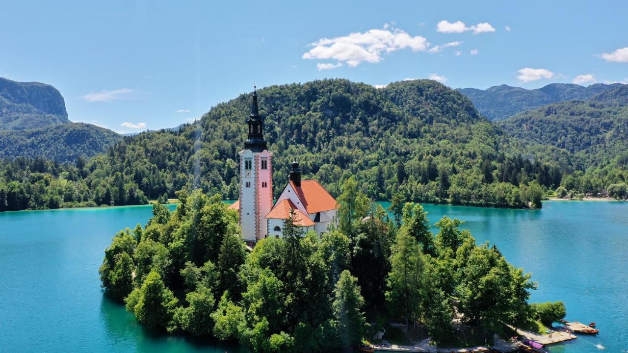 Rooms Malina Blejska Dobrava Kültér fotó