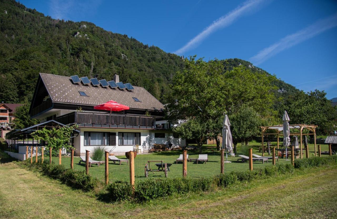 Rooms Malina Blejska Dobrava Kültér fotó