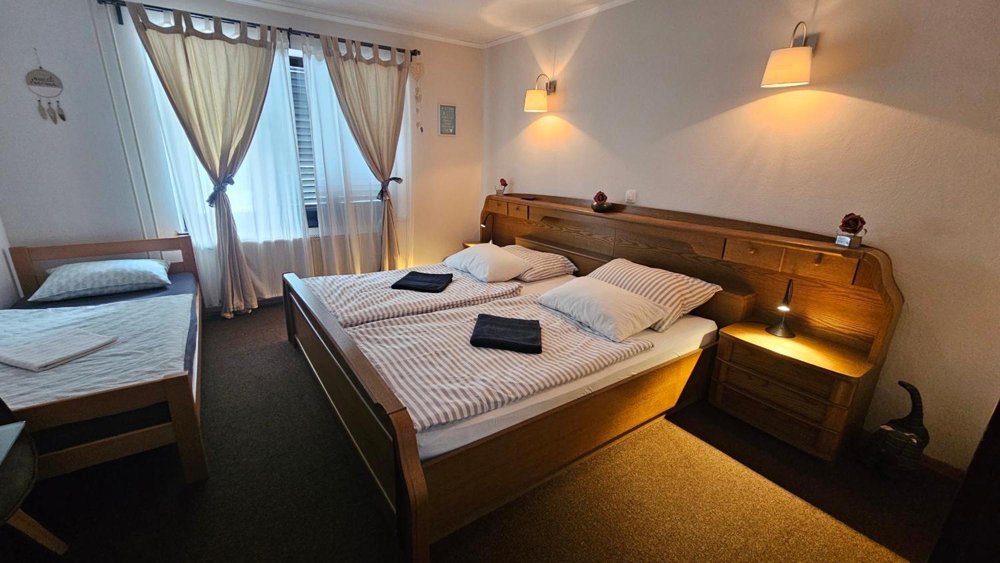 Rooms Malina Blejska Dobrava Kültér fotó