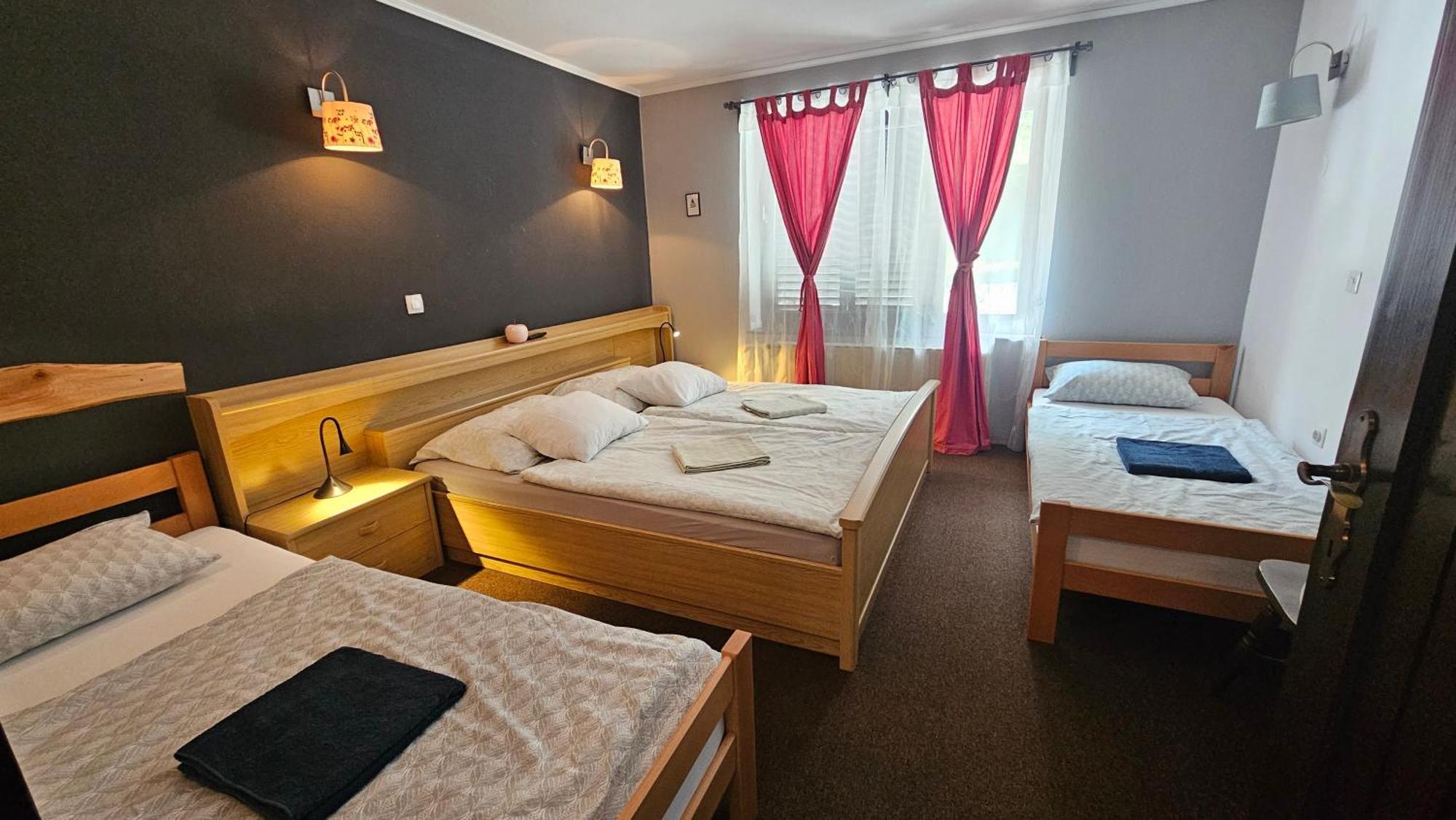 Rooms Malina Blejska Dobrava Kültér fotó